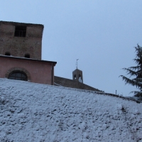 Il campanile, la Rocca e la neve - Larabraga19