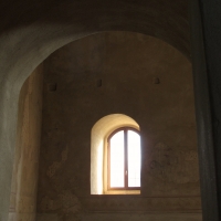 Finestre antiche che riflettono storie del passato - Larabraga19 - Montefiore Conca (RN)