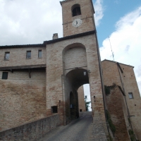 Entrata al castello - Baroxse - Montegridolfo (RN)