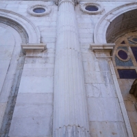 Colonna facciata - Tempio Malatestiano foto di Opi1010