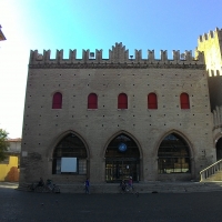Palazzo del Podestà, Rimini - Fringio