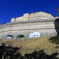 Rocca di San Leo, mura esterne - Fringio