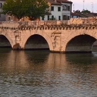 Particolare del Ponte di Tiberio, Rimini - Supermabi