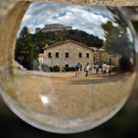 Palazzo Mediceo "in vetro" all'ombra della Fortezza