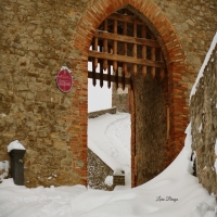La Rocca e la magia della neve - Larabraga19