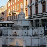 Fontana della Pigna di Piazza Cavour - Thomass1995 - Rimini (RN)