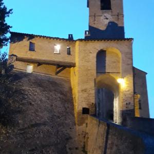 La Porta di Montegridolfo crepuscolo - Marco Musmeci