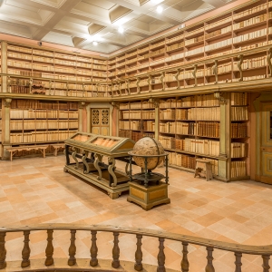 Rimini | biblioteca Gambalunga | sale antiche by Gilberto Urbinati