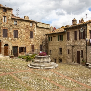 Piazza Vecchietta - Simone Antonazzo / ENIT SpA