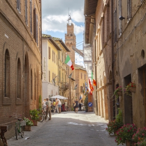 Via Soccini and the Torre dell'Orologio (Clock Tower), Buonconvento - Simone Antonazzo / ENIT SpA