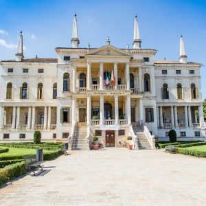 Facciata di Villa Barbarigo Rezzonico - Simone Antonazzo / ENIT SpA